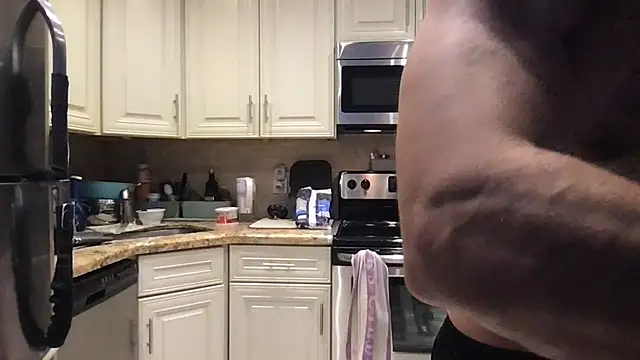 BigGuyMuscle Live XXX-Chat