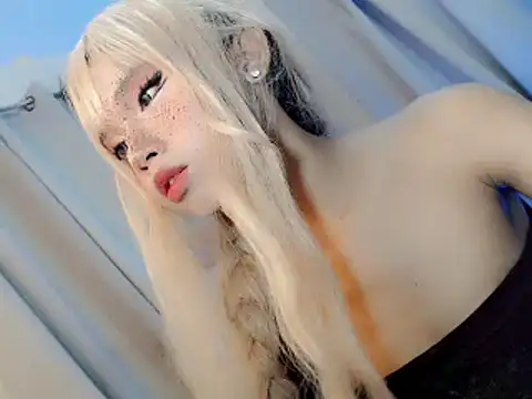 YourLovingivy Adlı Modelin Canlı XXX Sohbeti