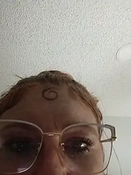 nakedgarbageperson Live XXX-chat