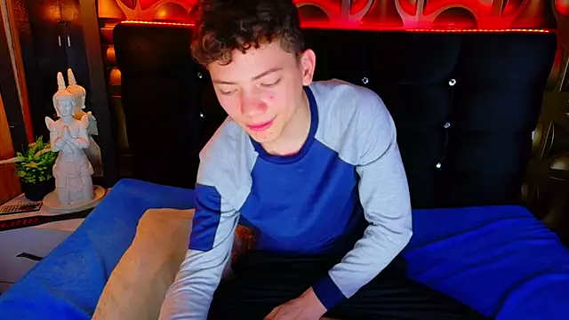 cruz_dante Chat XXX in diretta