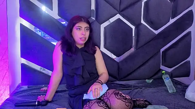 _Angel_dustt Chat XXX in diretta