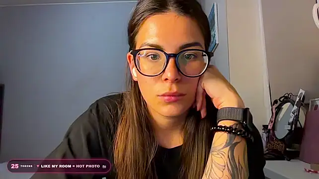 XXX chat uživo modela TawnaSeveryn