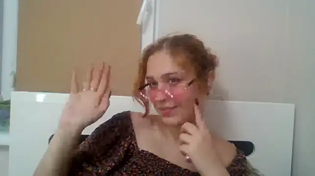 RedieChloe's Live XXX Chat