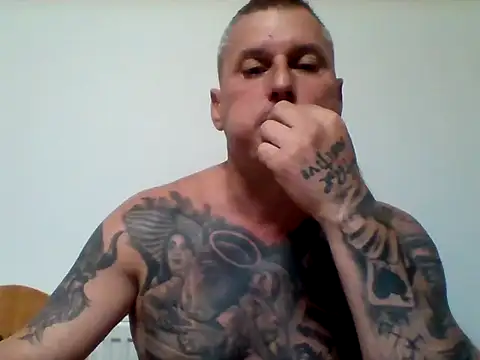 SamuelHeree13's Live XXX Chat