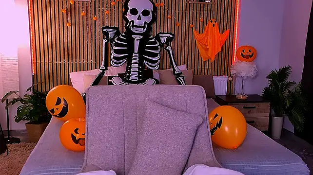 EmeraldGlow Chat XXX live