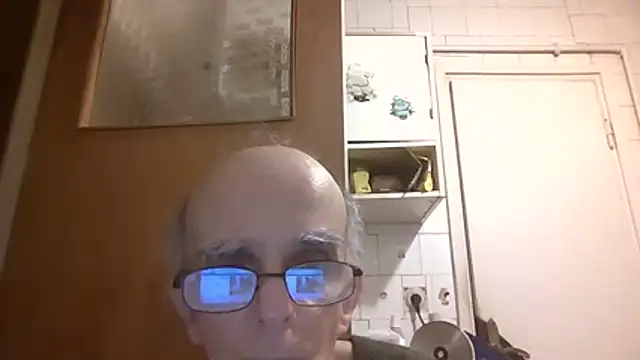 mariusica1@xh Live XXX Chat