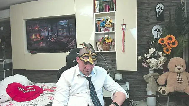 SpartacusDaddy48's Live XXX Chat