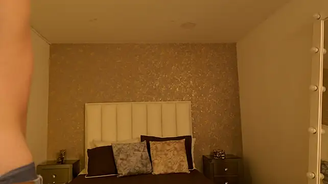 JordanMiller_ Chat XXX in diretta