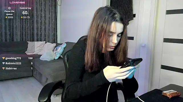 Mazzekyn Live XXX Chat