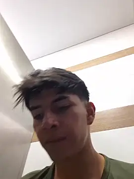 แชท XXX สดของ ZaneHoward
