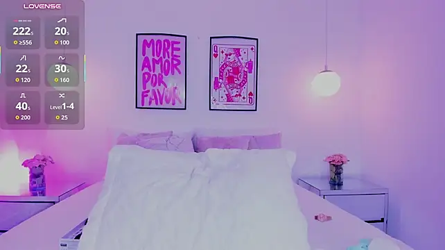 caaty7 Adlı Modelin Canlı XXX Sohbeti