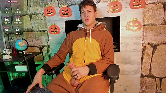 צ'אט XXX בשידור חי של Axel_Romanov
