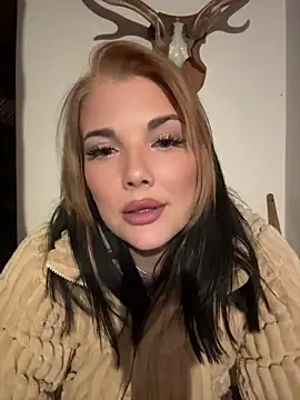 Czat XXX na żywo – Foxy_Bite