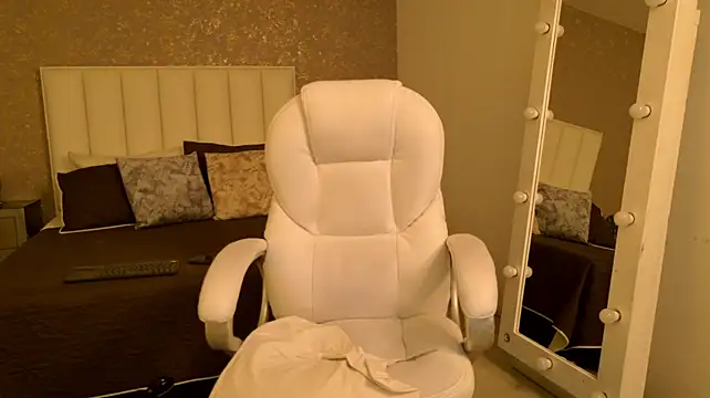 JordanMiller_ Adlı Modelin Canlı XXX Sohbeti