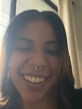 VioletaHills_'s Live XXX Chat