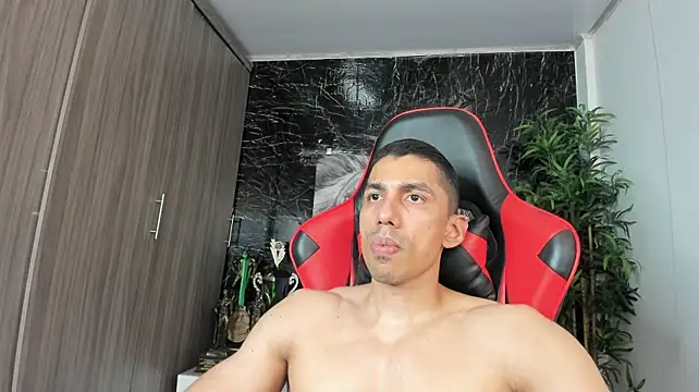 Erik_castle's Live XXX Chat