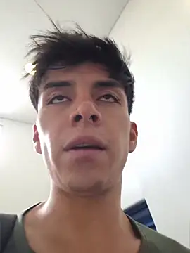 XXX chat uživo modela ZaneHoward
