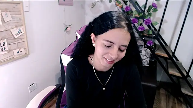 samantha_baby_ Chat XXX in diretta