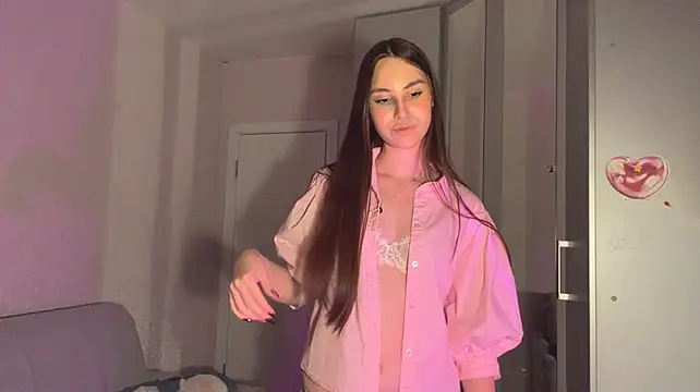 Chatroom XXX en direct de IngaNimon