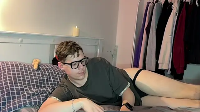Chat XXX Live daniel-below