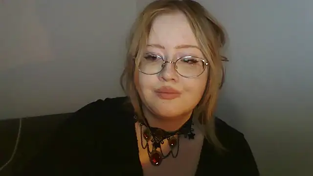 Pokazy przed kamerką – Elayne__Sweet