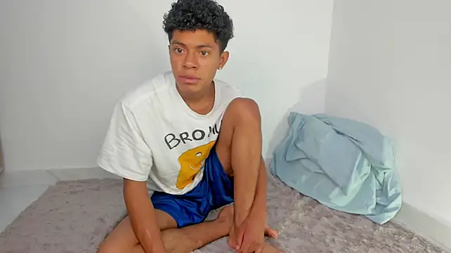 Chat XXX en directo de Taley_Carter
