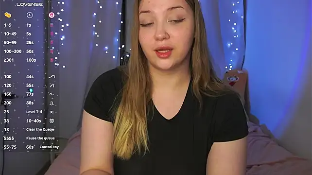 Czat XXX na żywo – CuteSharloti