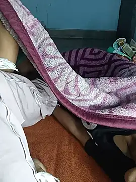Ex_ppriya লাইভ XXX চ্যাট