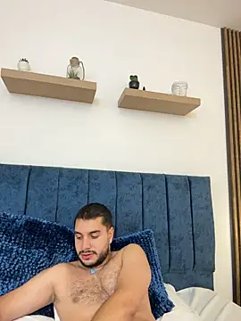 AmadeoWild live XXX chat