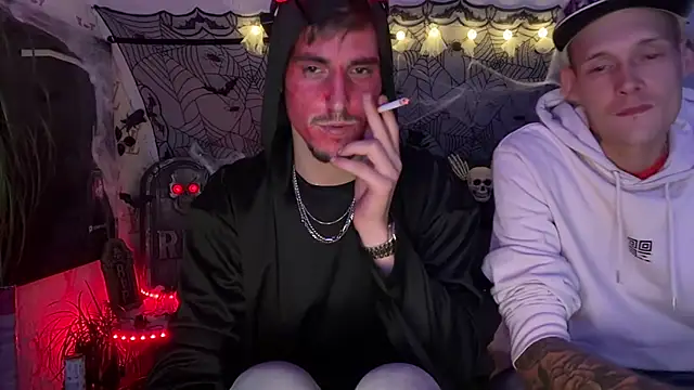 צ'אט XXX בשידור חי של Cookieboy88