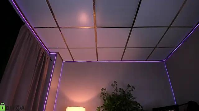 Niki_GlowのライブXXXチャット