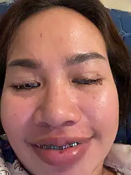 แชท XXX สดของ Ponthip
