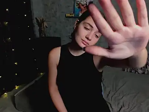 KristinaLoisonのライブXXXチャット