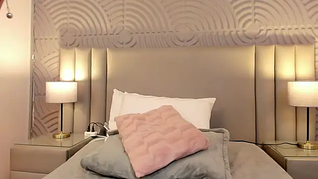 TarynKnox Live XXX-Chat