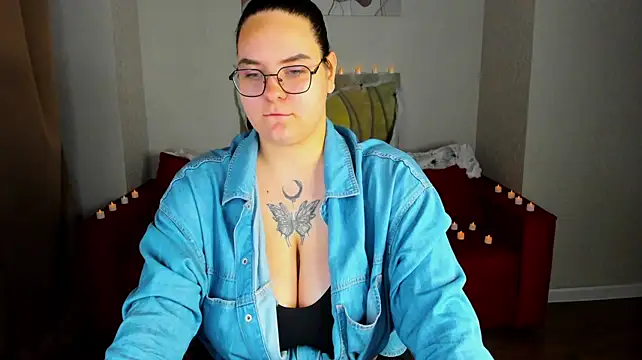 Kity_Mooree Chat XXX in diretta