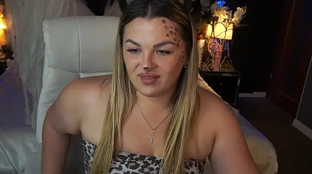 AlissyaGrayy's Live XXX Chat