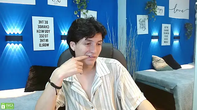 Marcoviolet Live XXX-Chat