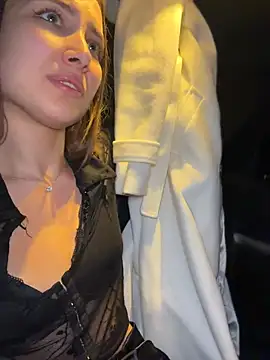 ICrazyOneIRL Webcam show