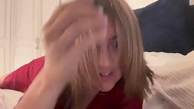 MsBelleWarick Chat XXX in diretta