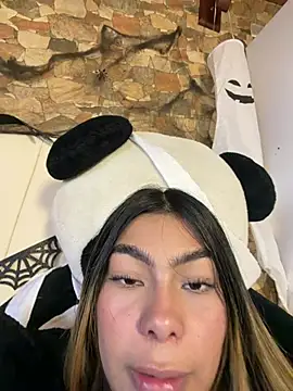 Khaiimy Live XXX-Chat