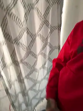 GiovanniKlein Show in webcam