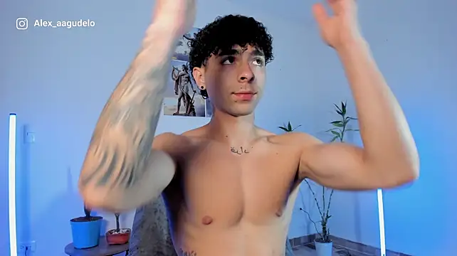 Онлайн чат XXX Alex_zt7