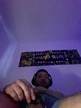 Chat XXX en directo de GusanoDelicioso