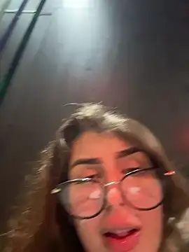 miiabellovic Chat XXX in diretta