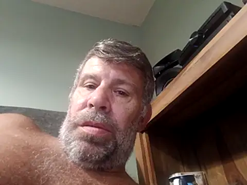 צ'אט XXX בשידור חי של stud2512