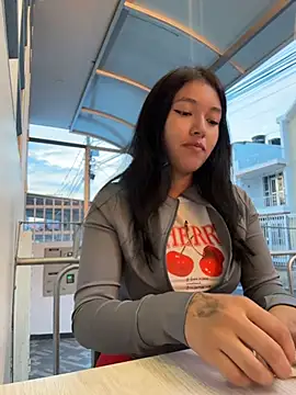 Chat XXX ao vivo de Moonbell_bell