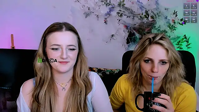 luna_berryy Chat XXX live