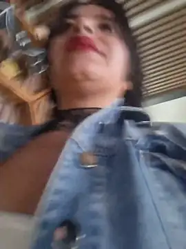 Živý XXX chat Yaya_paid