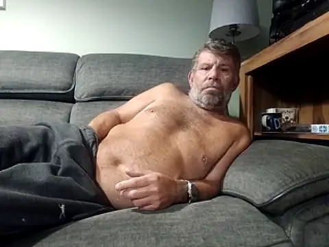 stud2512 Chat XXX in diretta