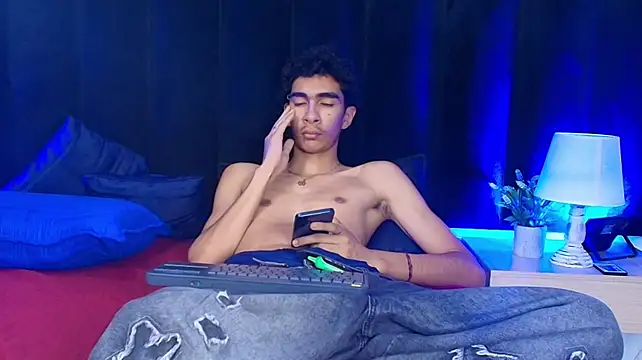 Cam_stom live XXX chat